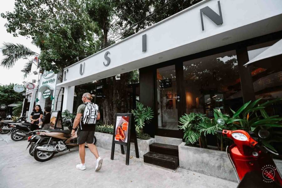 thiet-ke-quan-cafe-2-mat-tien-28