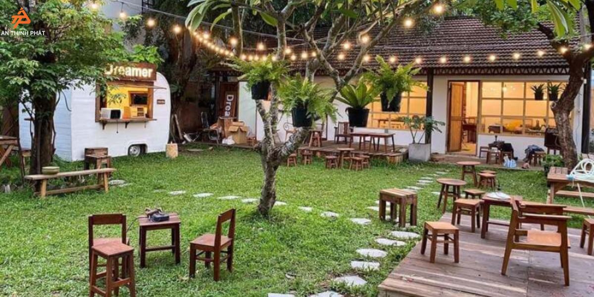 thiet-ke-quan-cafe-via-he-15