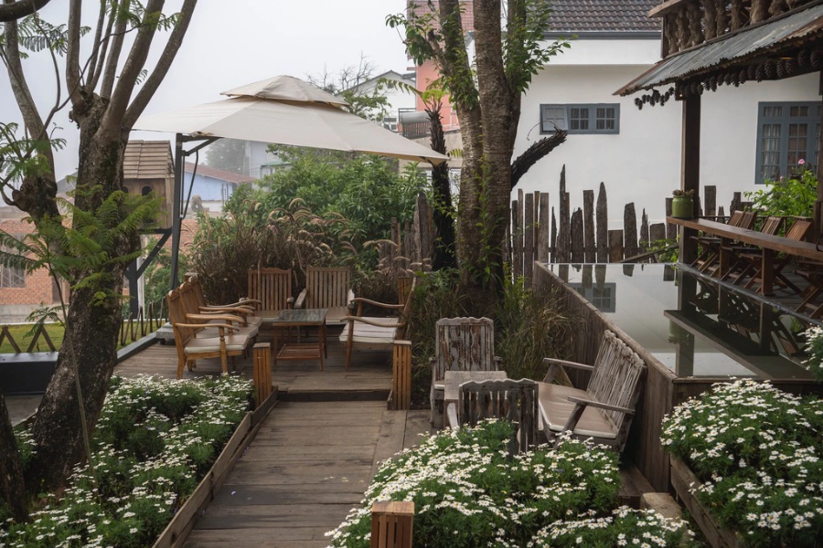 thiet-ke-quan-cafe-phong-cach-da-lat-17