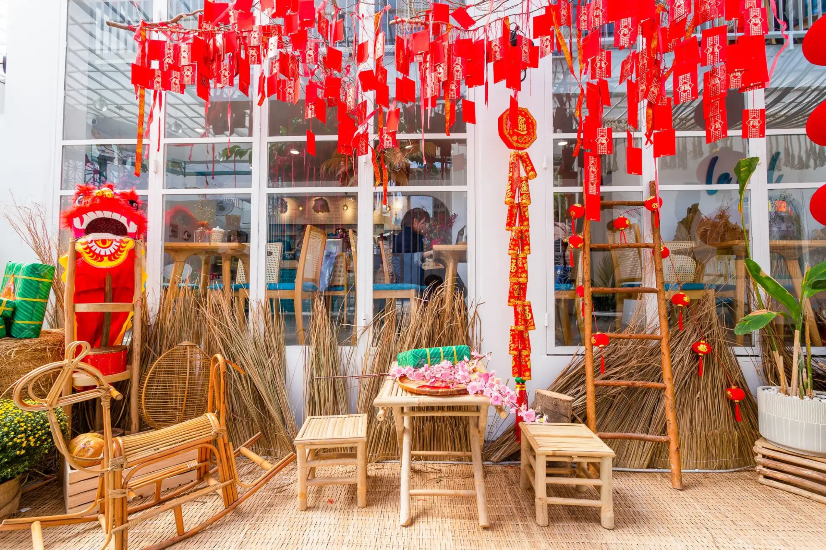 trang-tri-quan-cafe-tet-6