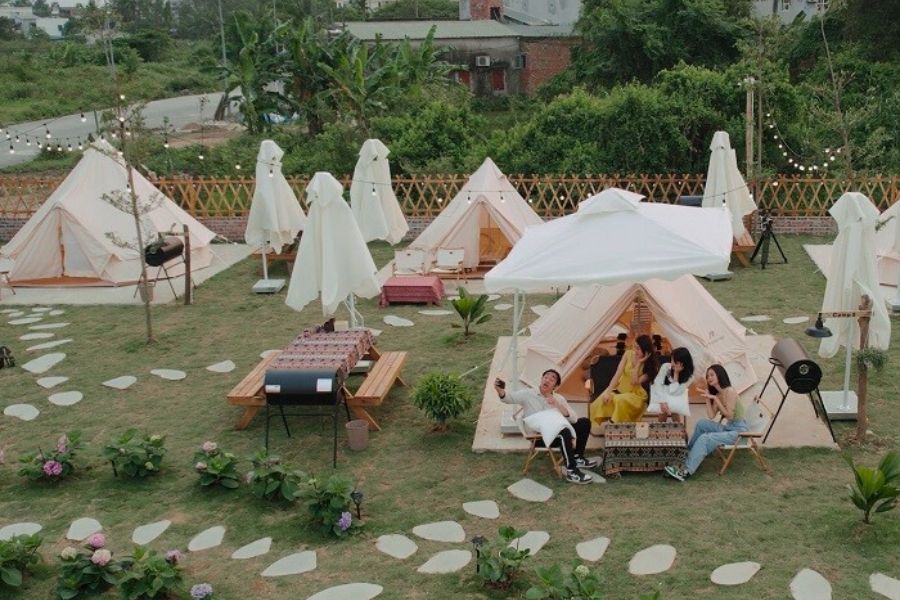 thiet-ke-quan-cafe-camping