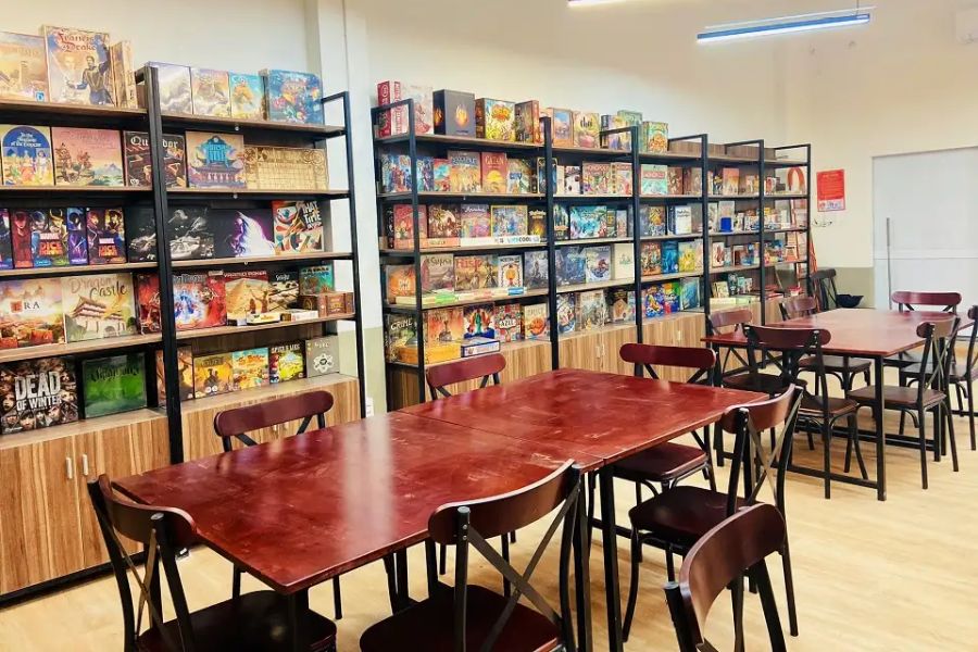 thiet-ke-quan-cafe-game-5
