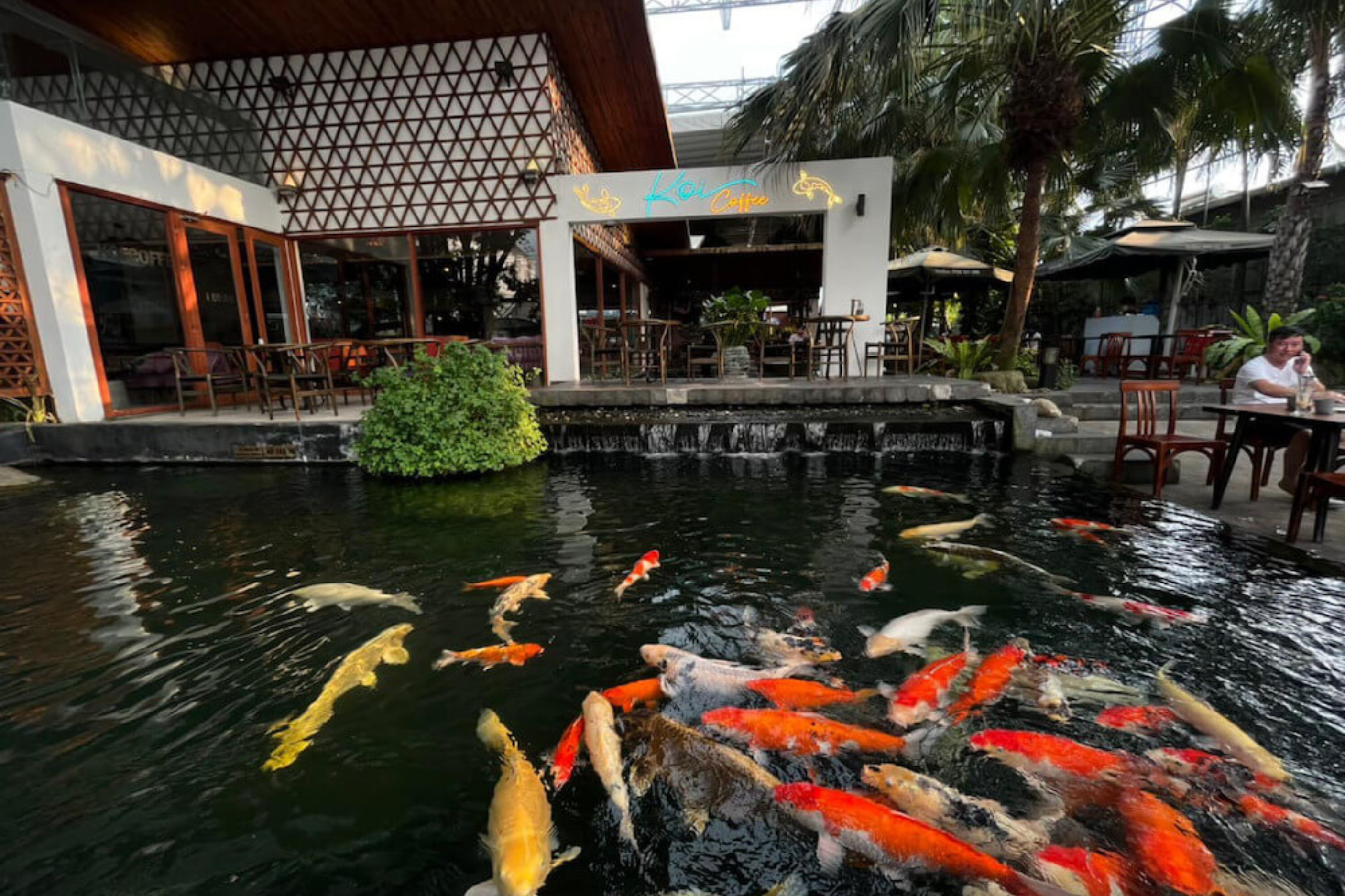 thiet-ke-quan-cafe-ca-koi-3