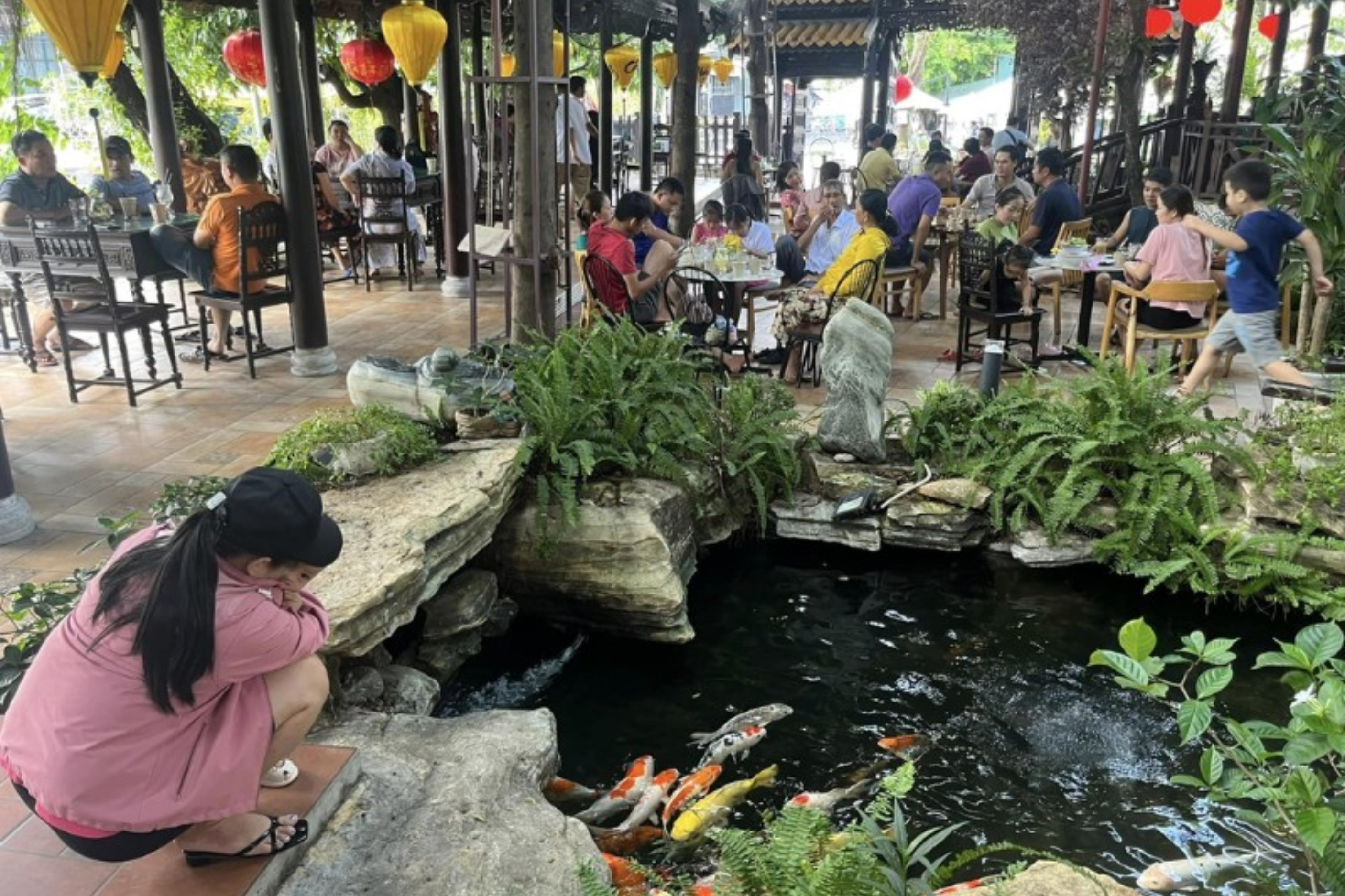 thiet-ke-quan-cafe-ca-koi-4