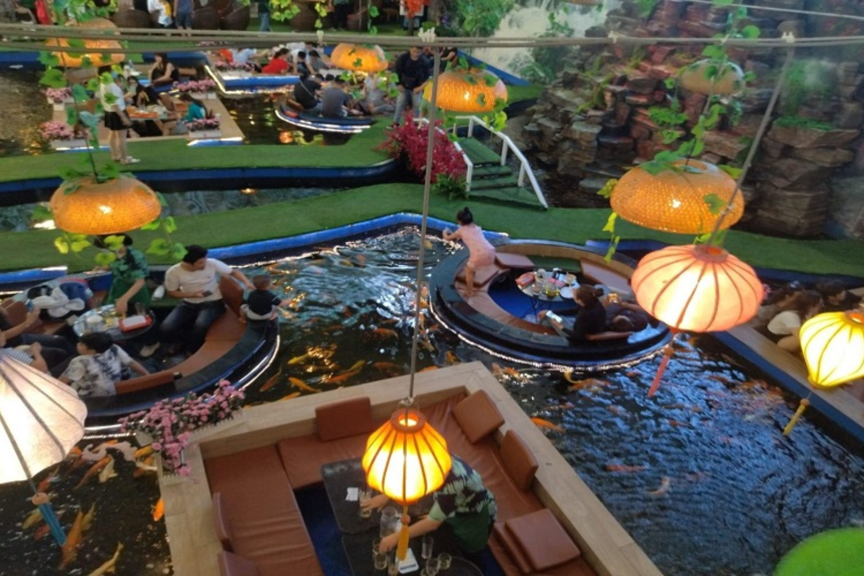 thiet-ke-quan-cafe-ca-koi-6