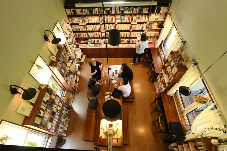 thiet-ke-quan-cafe-sach-2