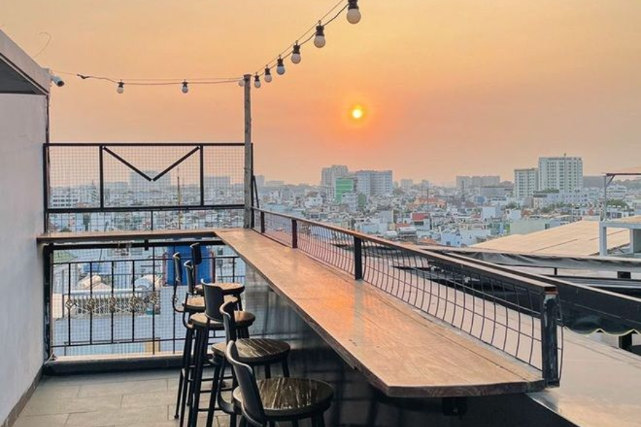 thiet-ke-quan-cafe-tren-san-thuong-19