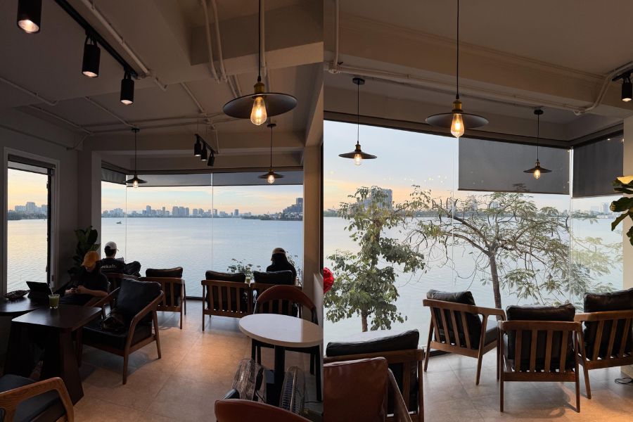 thiet-ke-quan-cafe-ven-song-11