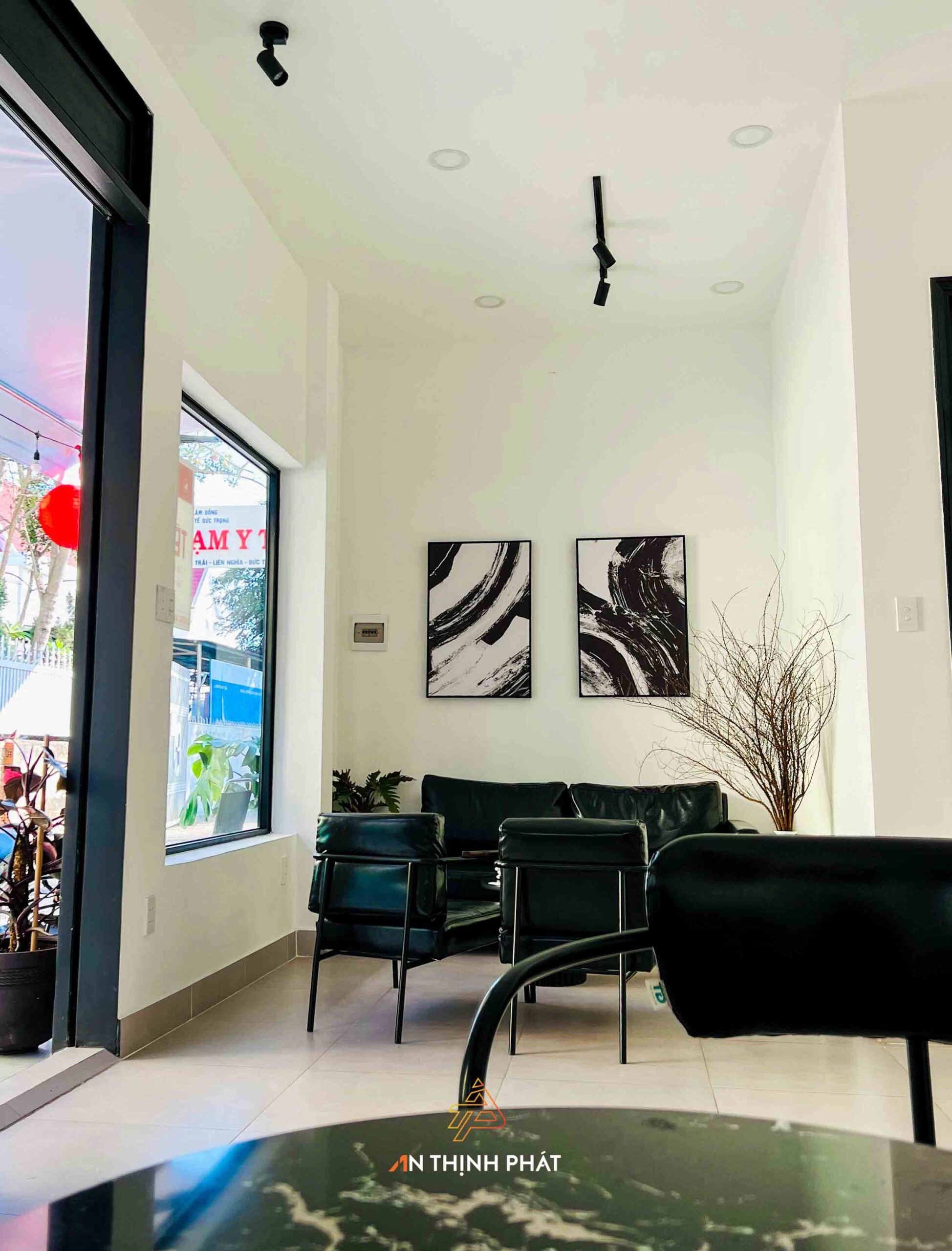 thiet-ke-quan-cafe-the-koffie-3