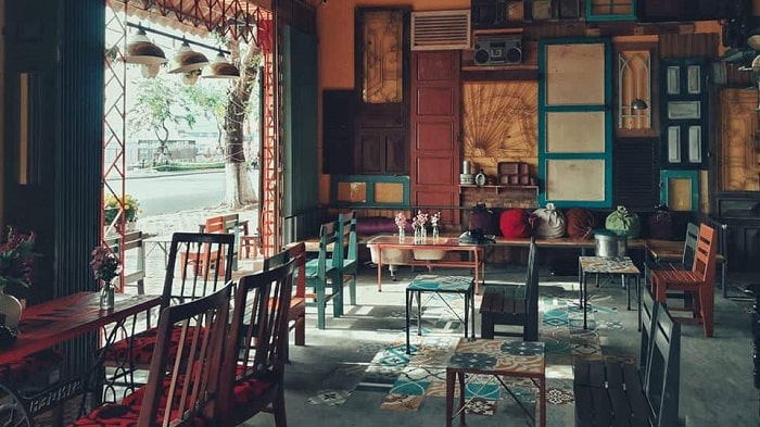 Thiết Kế Quán Cafe Vintage Cảm Hứng Hoàn Hảo Cho Không Gian Cổ Điển