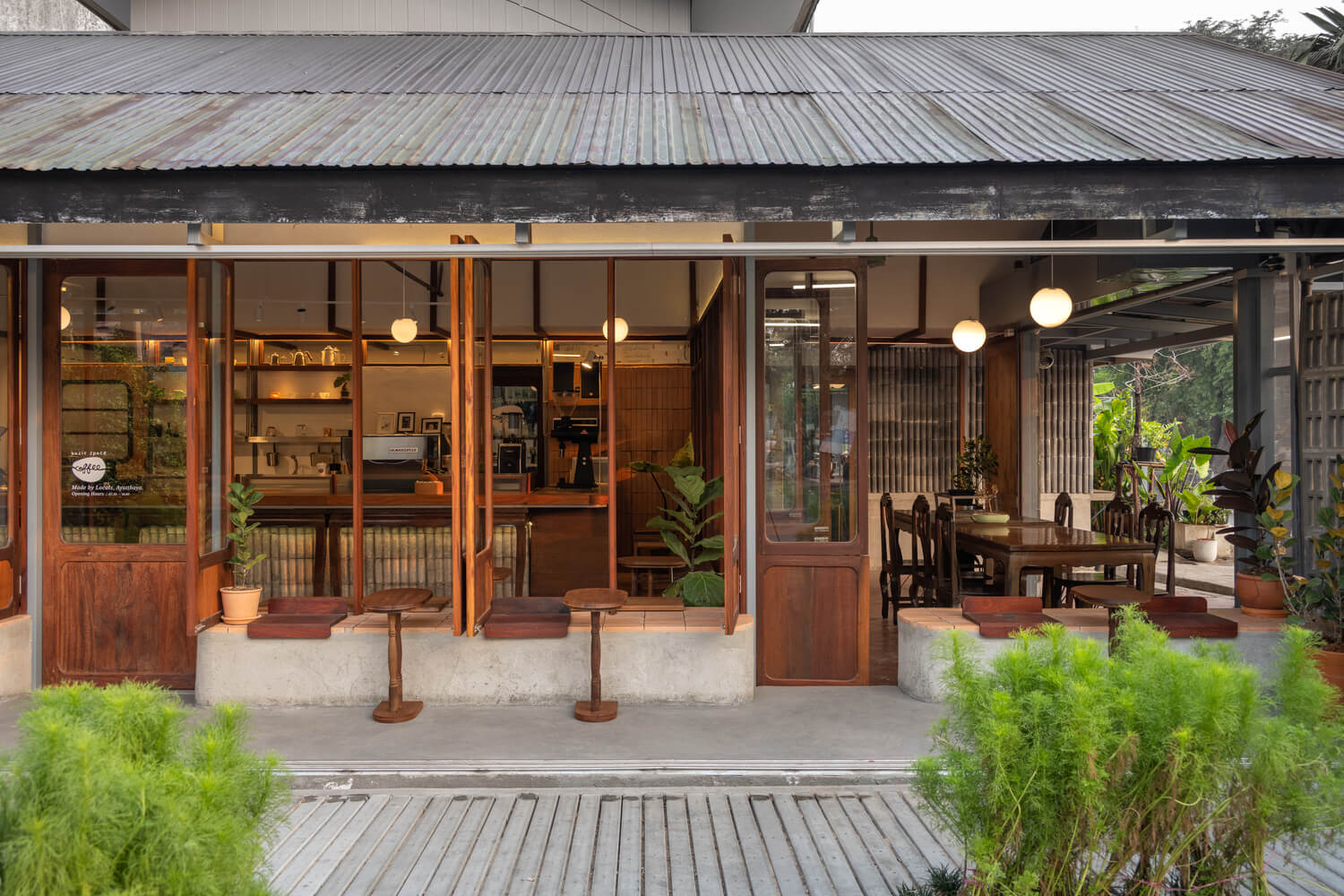 Thiết kế quán cafe gỗ